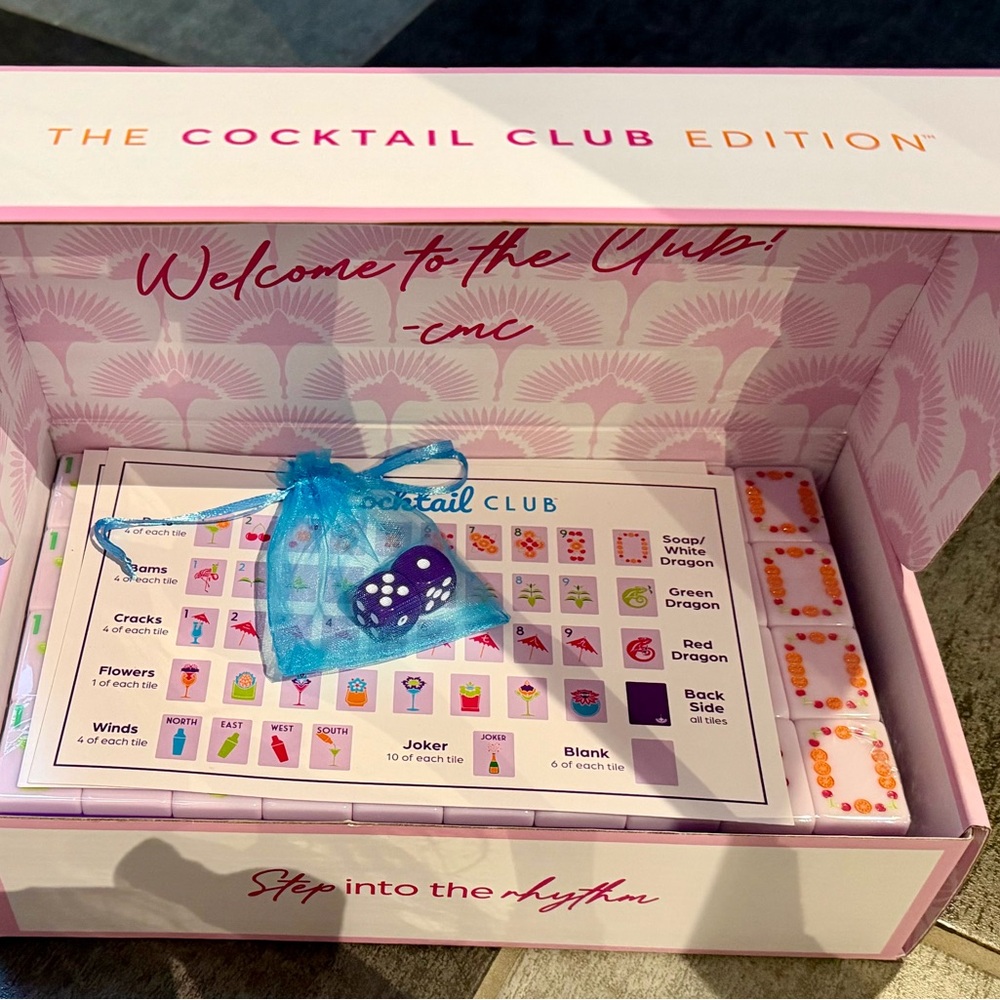 The Cocktail Club 2.0 Edition - Purple Mahjong Set